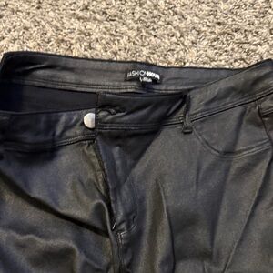 Fashion Nova Black Faux Leather Skinny Pants